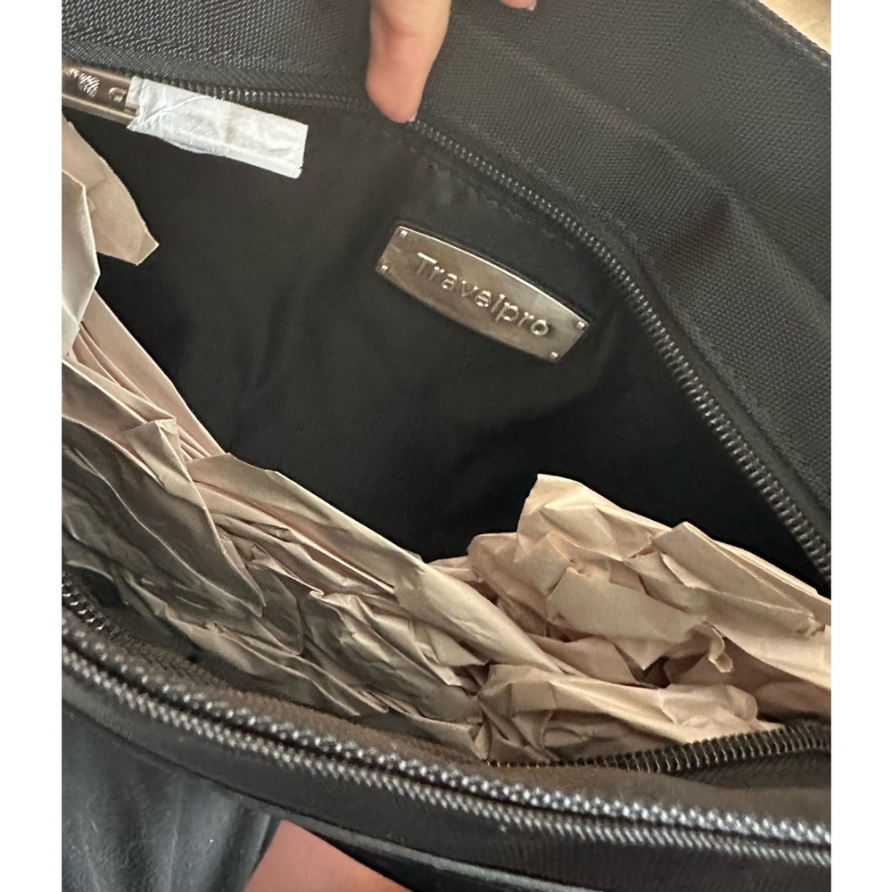 Travelpro Handbag - Picture 3 of 3